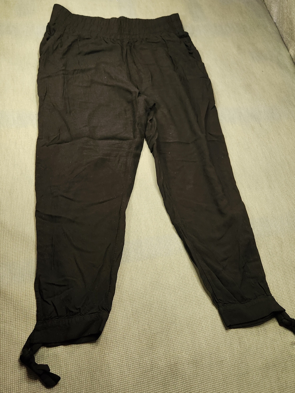 APT. 9 Women's Black Tie-Hem Jogger Pants Size M 100% Rayon
